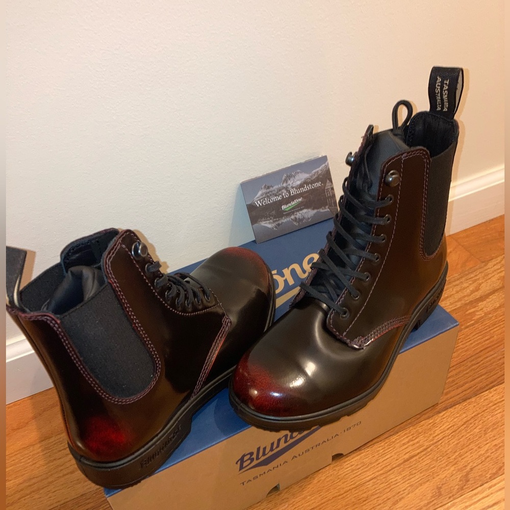 Blundstone Lace Up Boots - Bordeaux Brush